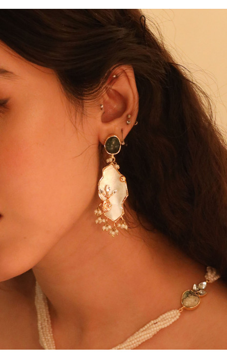 Namra  (Earrings)